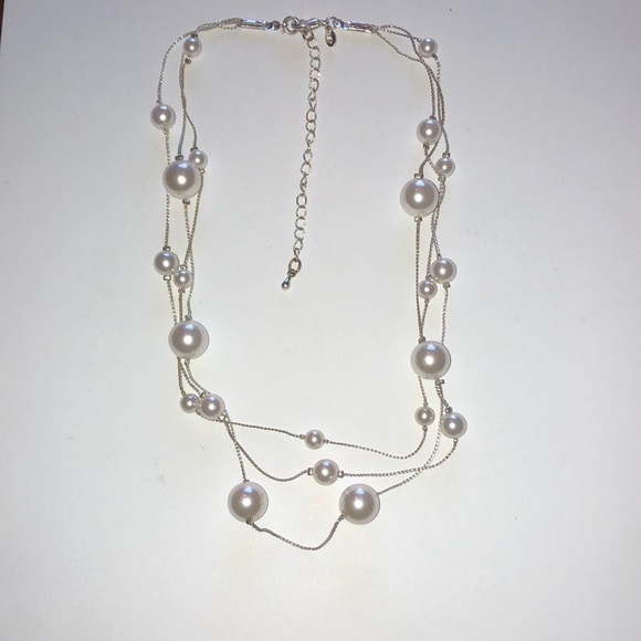 Vintage Jewelry - Vintage Avon Signed RMN Silver Tone & Faux Pearl Necklace